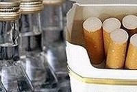 Ограничим табак и водку – в ход пойдут самосад и суррогаты