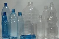Депутаты планируют запретить разливать алкоголь в пластиковую тару