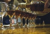 Депутаты предлагают запретить алкоголь в Госдуме