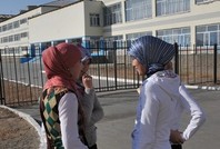 Казаки хотят предотвратить провокации в отношении директора школы, запретившей хиджабы