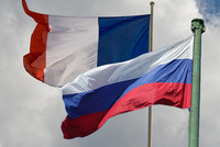 Реакцией России на принятие во Франции закона об однополых браках станет пересмотр соглашения об усыновлении детей