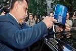 Законопроект о наказании водителей с «мигалкой» провалился в Госдуме