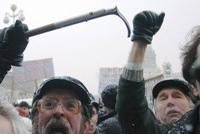 По России прокатилась волна митингов – рыбаки требуют уволить главу Росрыболовства Андрея Крайнего