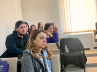 Адвокат Рубен Маркарьян поделился секретами профессии со студентами Российско-Армянского университета