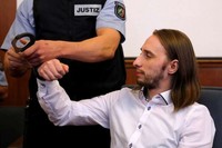ВМЕСТО ДЕНЕГ ЗАРАБОТАЛ 14 ЛЕТ ТЮРЬМЫ