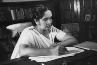 КТО БЫЛА ПЕРВОЙ В МИРЕ ЖЕНЩИНОЙ-ПРЕЗИДЕНТОМ? (ПИОНЕРКИ МИРОВОЙ ПОЛИТИЧЕСКОЙ СЦЕНЫ)