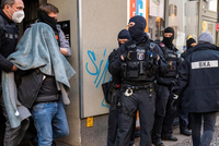 РАЗГУЛ МОЛОДЕЖНЫХ БАНД В ШВЕЦИИ