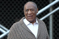 БИЛЛ КОСБИ ВЫШЕЛ ИЗ ТЮРЬМЫ ПОСЛЕ ОТМЕНЫ ПРИГОВОРА