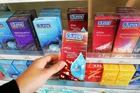 С 1 ЯНВАРЯ 2023 ГОДА ФРАНЦУЗСКАЯ МОЛОДЕЖЬ БУДЕТ БЕСПЛАТНО ПОЛУЧАТЬ… ПРЕЗЕРВАТИВЫ