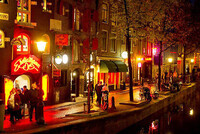 КВАРТАЛ КРАСНЫХ ФОНАРЕЙ УБЕРУТ ИЗ ЦЕНТРА АМСТЕРДАМА?