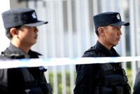 ЗАЧЕМ КИТАЙ СОЗДАЕТ ТАЙНЫЕ ПОЛИЦЕЙСКИЕ УЧАСТКИ ЗА ГРАНИЦЕЙ?