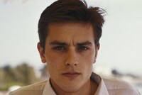 ДЕТСКИЕ ТРАВМЫ АЛЕНА ДЕЛОНА