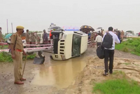 ИНДИЯ: ПОЛИЦИЯ ПОДОЗРЕВАЕТСЯ В УБИЙСТВЕ АРЕСТОВАННОГО ГАНГСТЕРА