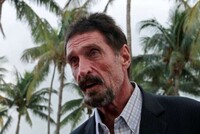 ДЖОН МАКАФИ, ОСНОВАТЕЛЬ АНТИВИРУСА И МИЛЛИАРДЕР, АРЕСТОВАН В ИСПАНИИ