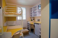 ФРАНЦУЗСКАЯ ТЮРЬМА ГЛАЗАМИ ЗАКЛЮЧЕННОГО