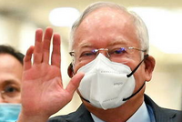 ЭКС-ПРЕМЬЕР МАЛАЙЗИИ СЕЛ НА 12 ЛЕТ. ТАКОЙ ЖЕ СРОК ГРОЗИТ ЭКС-ПРЕЗИДЕНТУ АРГЕНТИНЫ