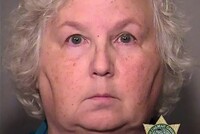 ПИСАТЕЛЬНИЦУ, АВТОРА РАССКАЗА «КАК УБИТЬ СВОЕГО МУЖА?», СУДЯТ ЗА… УБИЙСТВО СВОЕГО МУЖА