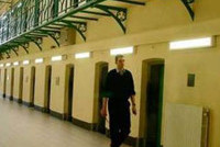 Тюремное заключение или дискриминация?