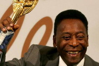 СМЕРТЬ «КОРОЛЯ ФУТБОЛА»: В БРАЗИЛИИ ОБЪЯВЛЕН ТРЕХДНЕВНЫЙ ТРАУР