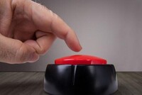 АТОМНАЯ БОМБА: КТО ДЕРЖИТ ПАЛЕЦ НА КНОПКЕ?