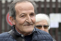 ПАСТУХ ОПРАВДАН В ТРОЙНОМ УБИЙСТВЕ, ОТСИДЕВ В ТЮРЬМЕ 32 ГОДА