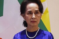 ЛАУРЕАТ НОБЕЛЕВСКОЙ ПРЕМИИ ПРИГОВОРЕНА ДОПОЛНИТЕЛЬНО К 6 ГОДАМ ТЮРЬМЫ ЗА КОРРУПЦИЮ