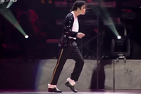 16 МАЯ 1983 ГОДА: ДЕНЬ, КОГДА МАЙКЛ ДЖЕКСОН ВПЕРВЫЕ ПОКАЗАЛ «ЛУННУЮ ПОХОДКУ»