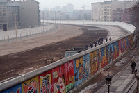 13 АВГУСТА 1961 ГОДА: ДЕНЬ (ВЕРНЕЕ, НОЧЬ), КОГДА БЫЛА ВОЗВЕДЕНА БЕРЛИНСКАЯ СТЕНА («СТЕНА ПОЗОРА»)