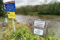 МОЧИТЬСЯ В СТОРОНУ РОССИИ –  ПОЛУЧИТЬ КРУПНЫЙ ШТРАФ