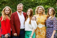 В НИДЕРЛАНДАХ ОТНЫНЕ НАСЛЕДНИК ПРЕСТОЛА МОЖЕТ СОЧЕТАТЬСЯ БРАКОМ С ЛИЦОМ ТОГО ЖЕ ПОЛА