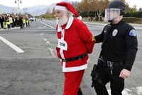 СКОЛЬКО ЛЕТ ТЮРЬМЫ ГРОЗИТ ДЕДУ МОРОЗУ ПО ФРАНЦУЗСКИМ ЗАКОНАМ?