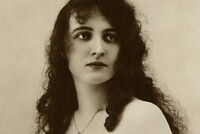 10 МАЯ 1920 ГОДА: ДЕНЬ, КОГДА ВПЕРВЫЕ БЫЛ ПРОВЕДЕН КОНКУРС «САМАЯ КРАСИВАЯ ЖЕНЩИНА ФРАНЦИИ»