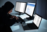 Организованная группа мошенников похитила со счетов 150 умерших россиян более 200 миллионов рублей, сообщили в МВД России