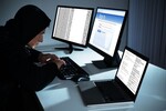 Организованная группа мошенников похитила со счетов 150 умерших россиян более 200 миллионов рублей, сообщили в МВД России