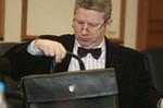 Коррупцию в образовании порождает низкая ценность знаний в обществе