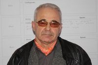 Платной  рекламе не нужна объективность