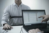 Проверку на полиграфе при устройстве на работу готовы пройти 67% россиян, 21% – против