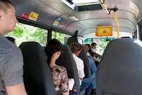 Пьяным и дебоширам в общественном транспорте не место – Свердловский областной суд отказал в требованиях компенсации пассажиру, которого пьяного высадили из автобуса за агрессивное поведение по отношению к водителю