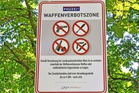 В Австрии принят закон о введении запретных зон для ношения холодного оружия