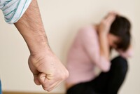 Поправки в УК РФ о возбуждении уголовных дел в случае причинения легкого вреда здоровью без заявления пострадавшего подготовила первый зампред Комитета Госдумы по науке и высшему образованию Ксения Горячева