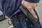 Применение оружия сотрудником полиции находится под жестким контролем
