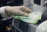 Более половины россиян заявили о снижении зарплат во время эпидемии