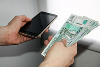Получатели мер соцподдержки с 1 июля 2025 года смогут открывать в банках социальные вклады или счета на сумму не более 50 тысяч рублей по максимальной процентной ставке