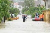 Ввести уголовное наказание за мародерство при ЧС и наказывать за него лишением свободы сроком на шесть лет предложили депутаты Госдумы от ЛДПР