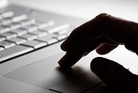 Отмена анонимной регистрации в интернете приведет к юридической коллизии