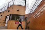 В США предъявлены обвинения тюремщикам-участникам банды «Черная партизанская семья»