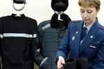 Российских зэков переоденут в светящуюся форму без карманов