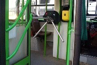 Вход в автобусы станет свободным