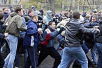 В Миассе охрана не справилась с хулиганами