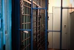 Приморских судей посадят в спецприемник для мигрантов
